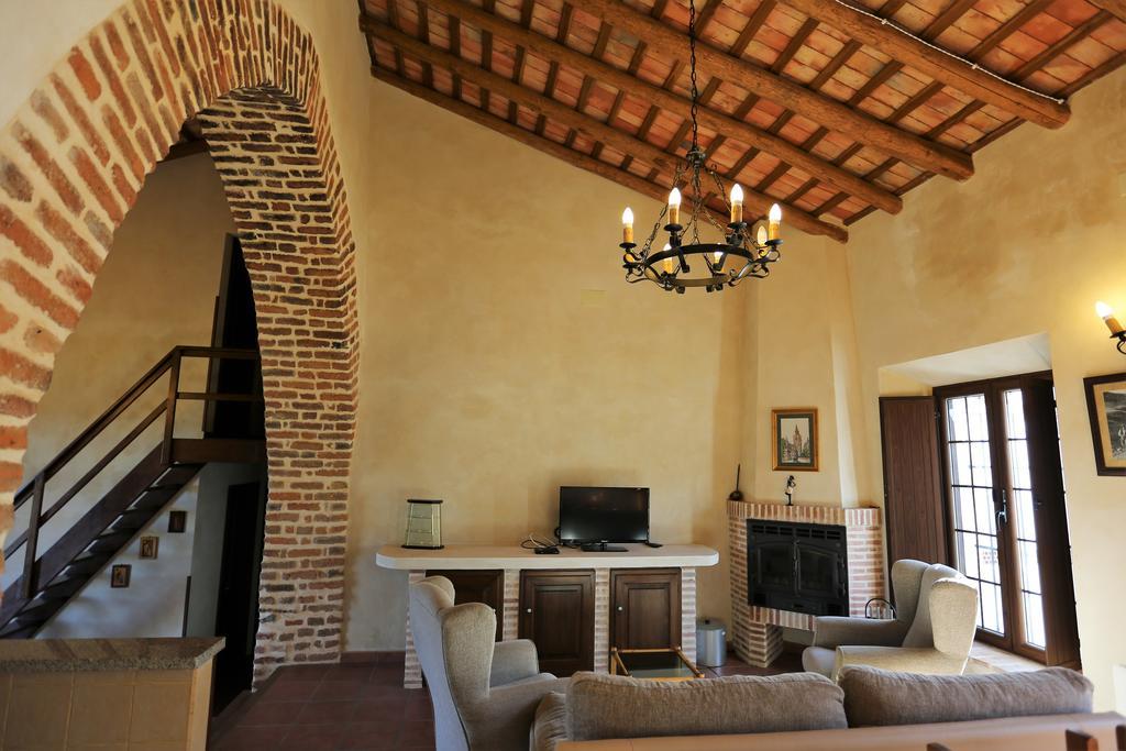 Villa Escutia Казалла де ла Сиерра Экстерьер фото